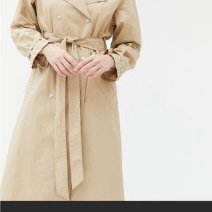 NWT Urban Outfitters Margot belted trench coat.  Size small.